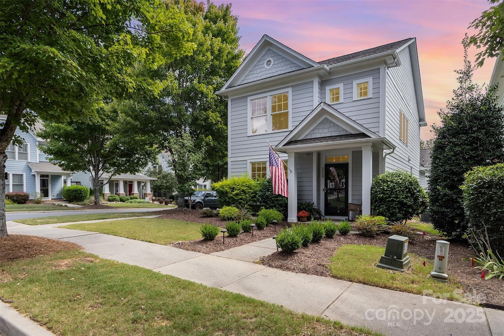 Under Contract $595,000 • Co-Listing Agent