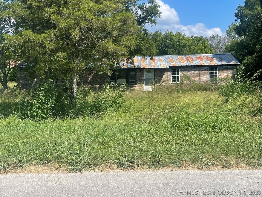 911 W Corporation St, Henryetta, OK 74437