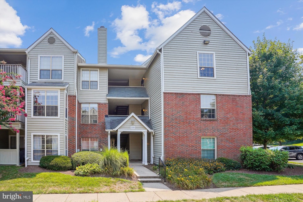 12150 Penderview Terrace unit 1325, Fairfax, VA 22033 - photo 1