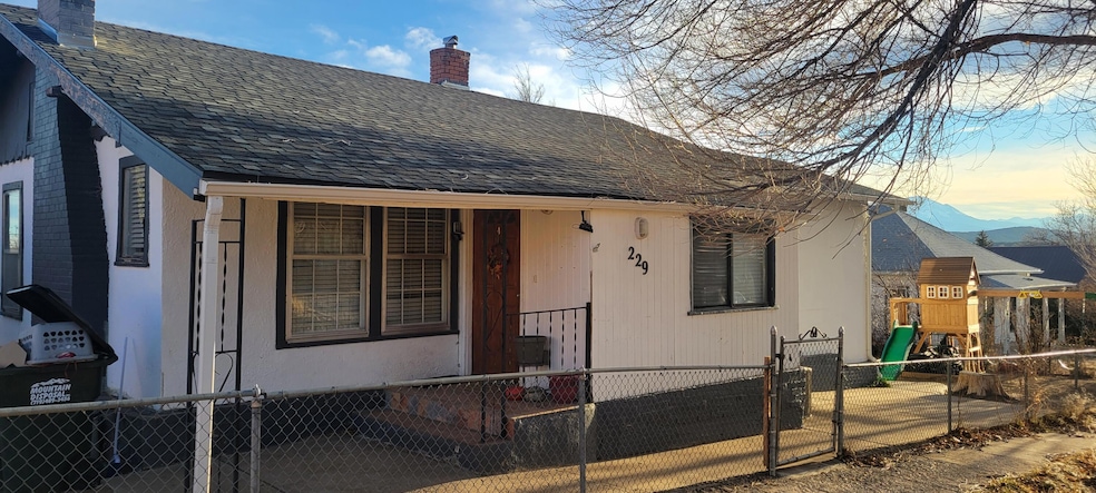 229 E Indiana Ave, Walsenburg, CO 81089 - photo 1