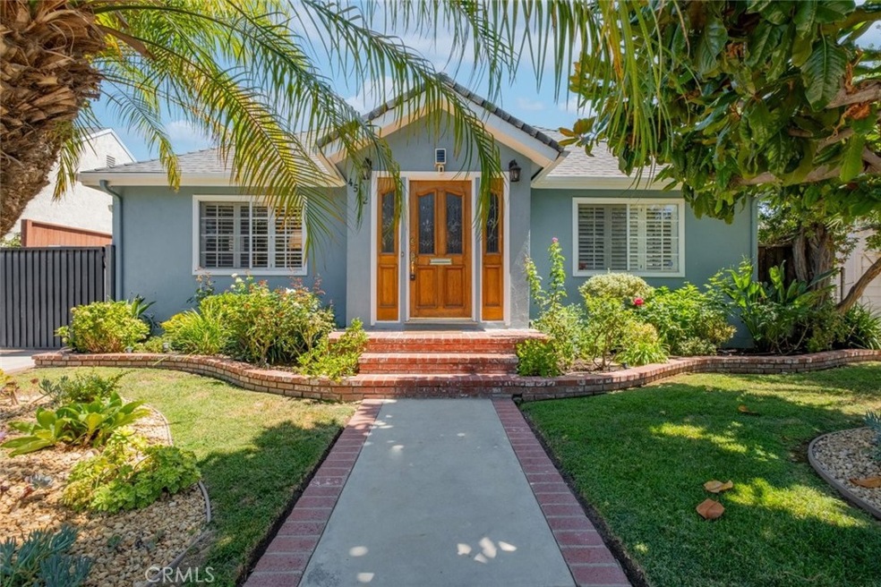 Sold $1,467,500 • Co-Listing Agent