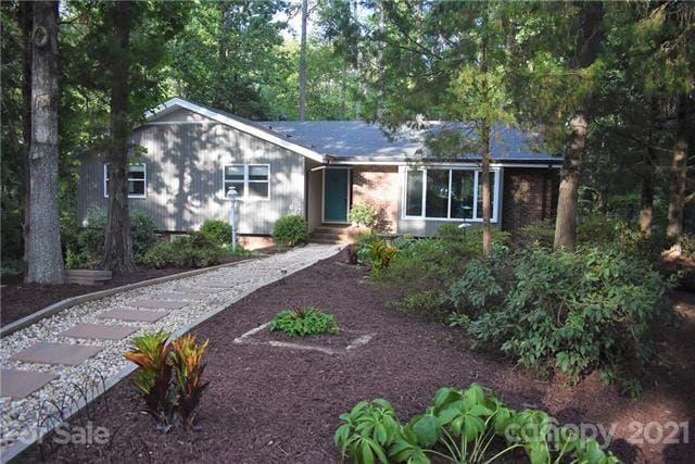 617 Pinecrest