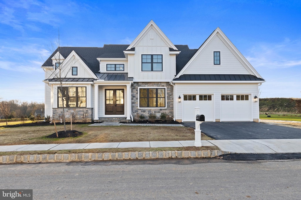 303 Old Kingfisher Ln, Malvern, PA 19355 - photo 1