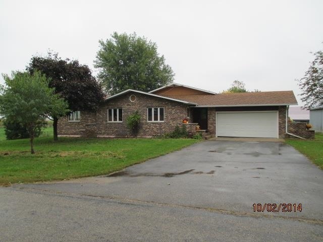 1006 Flint Rd, Stoughton, WI 53589 - photo 1