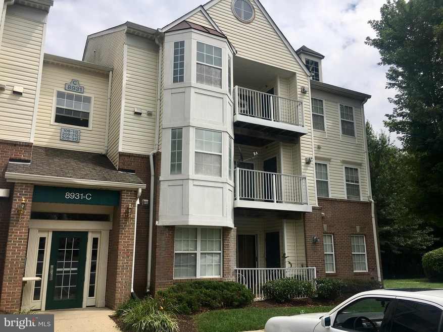 8931 Town Center Cir, Upper Marlboro, MD 20774 - photo 1