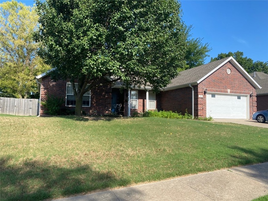 305 NW Palomino St, Bentonville, AR 72712 - photo 1