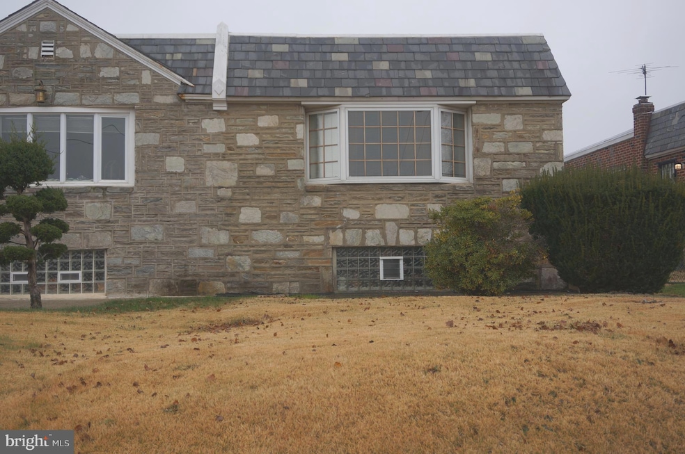 1420 Napfle Ave, Philadelphia, PA 19111 - photo 1