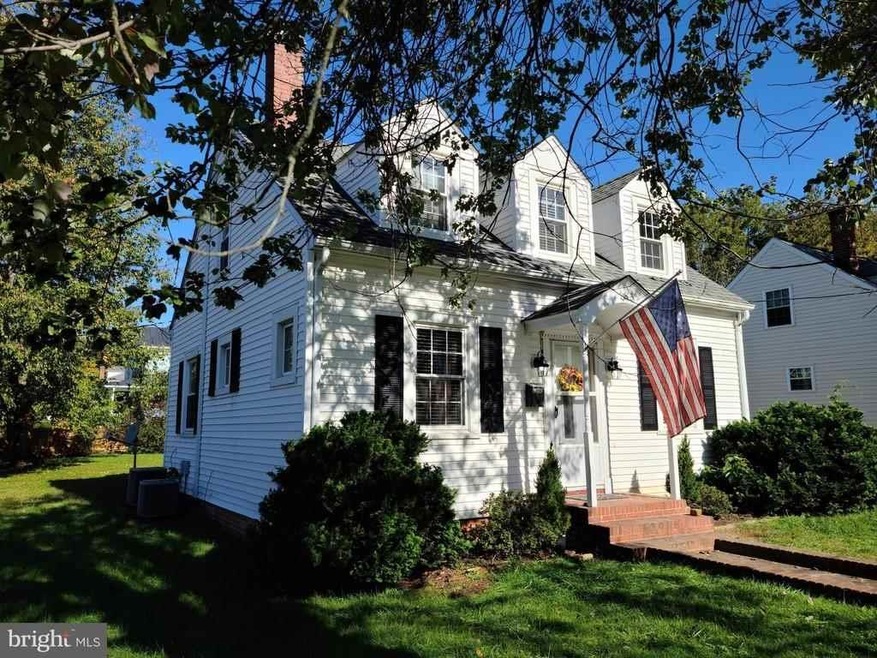 185 Taylor St, Orange, VA 22960 - photo 1
