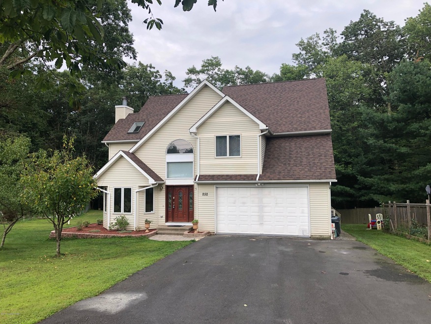 252 Mount Effort Dr, Effort, PA 18330 - photo 1