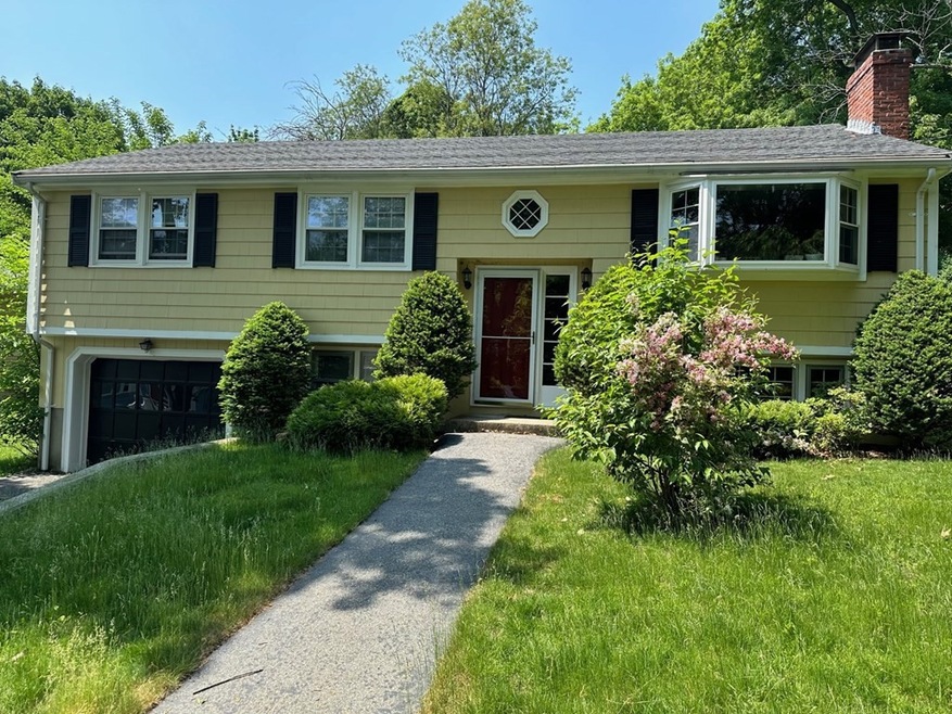 21 Locke St, Winchester, MA 01890 - photo 1