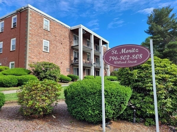 808 Willard St unit F1, Quincy, MA 02169 - photo 1