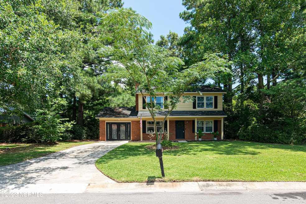 317 Greenbriar Dr, Jacksonville, NC 28546 - photo 1