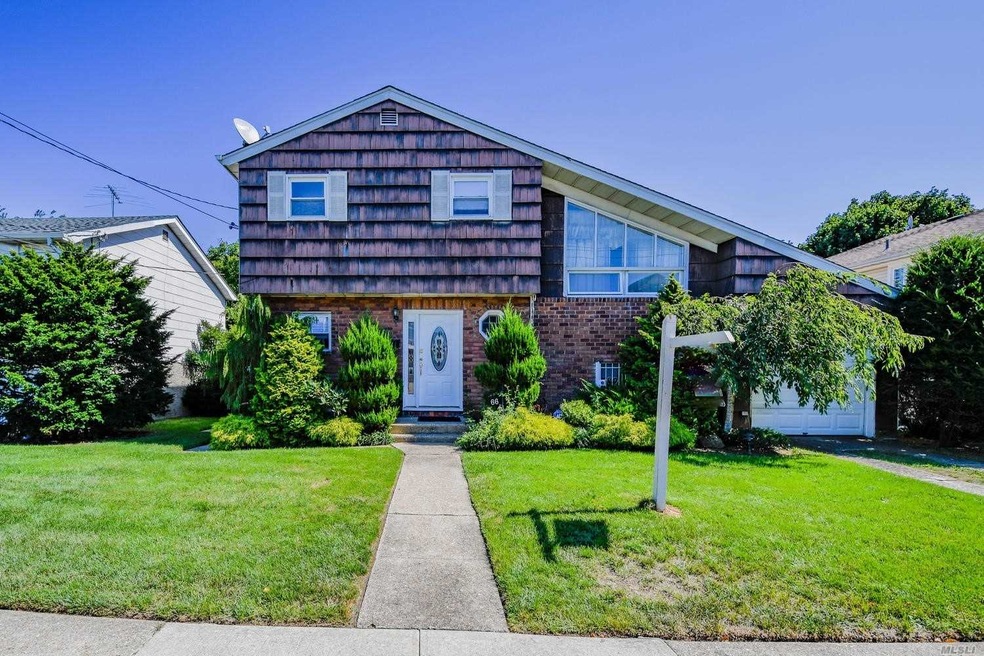 66 Grand St, Elmont, NY 11003 - photo 1