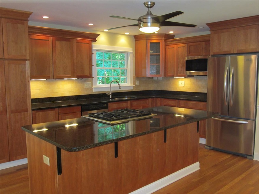 16 Slingerlands St, Slingerlands, NY 12159 - photo 1