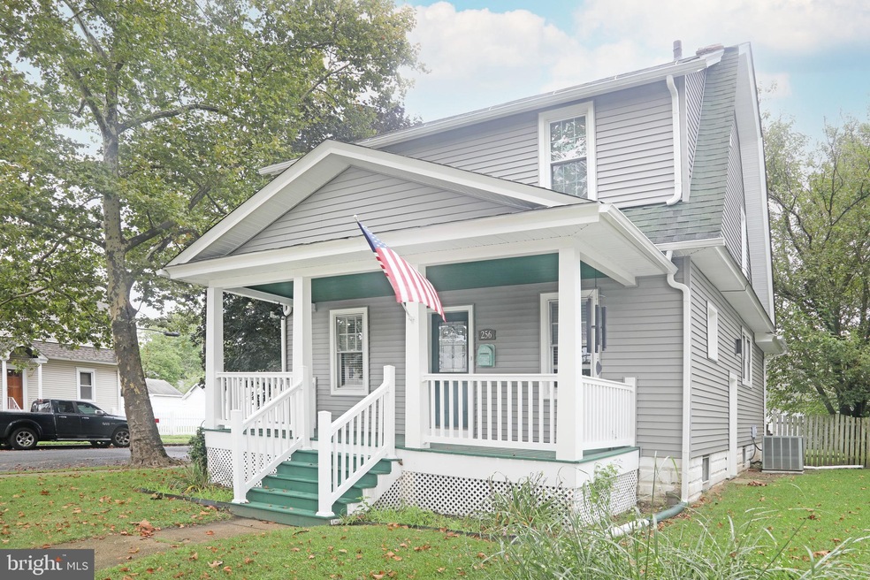 256 W Centre St, Woodbury, NJ 08096 - photo 1