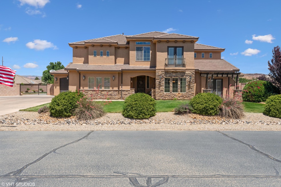 237 E Sky View Ln, Washington, UT 84780 - photo 1