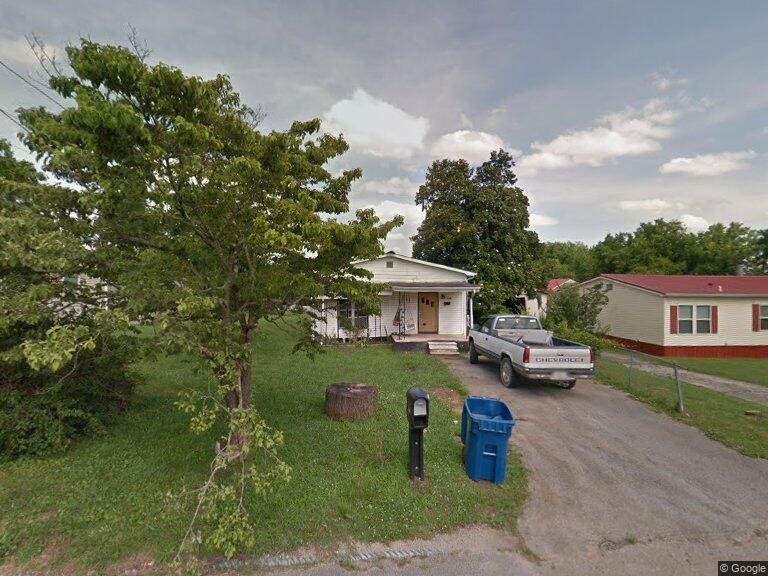 763 Raven St, Manchester, TN 37355 - photo 1