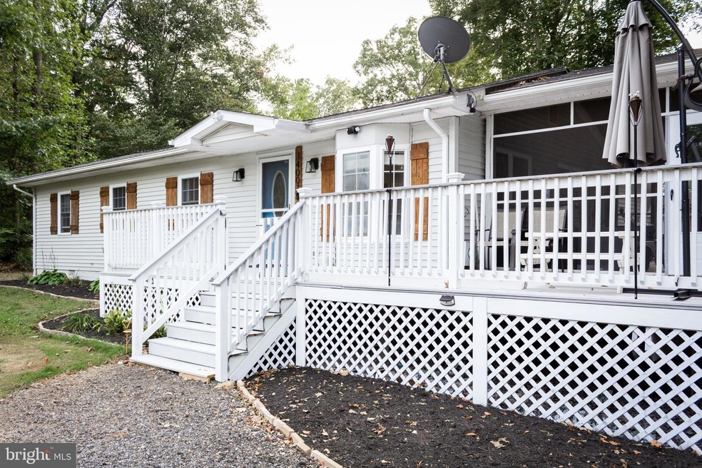 14007 Edward Gardiner Rd, Mechanicsville, MD 20659 - photo 1