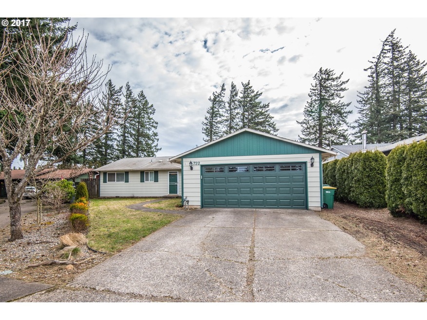 722 SW 20th Cir, Troutdale, OR 97060 - photo 1