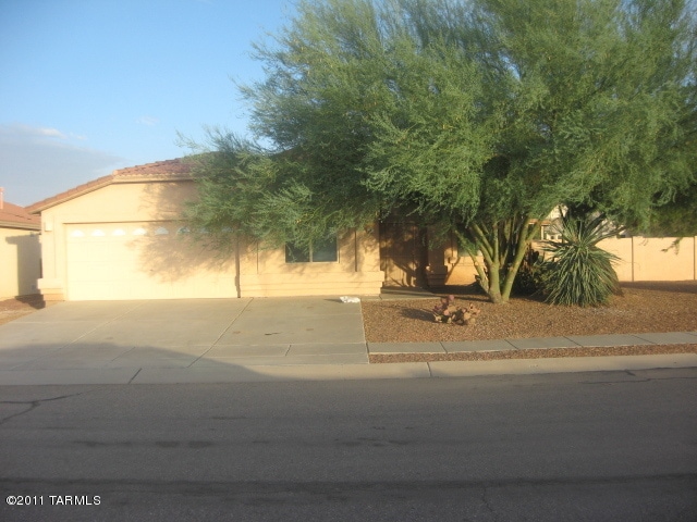8346 N Sayante Way, Tucson, AZ 85743 - photo 1