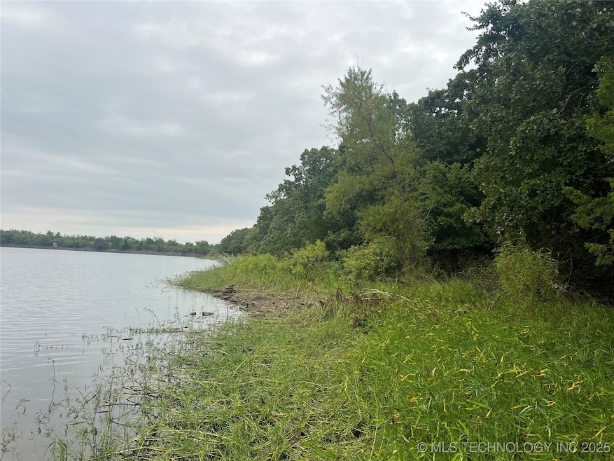 000 S West 120th Rd, Wilburton, OK 74578 - photo 1