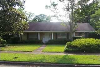 818 Bernard Cir, Mobile, AL 36693 - photo 1