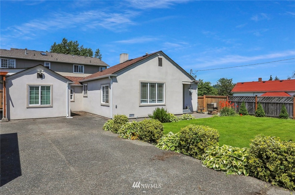 13423 48th Ave S, Tukwila, WA 98168 - photo 1