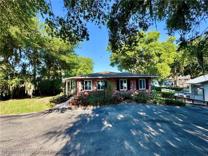 Pending $549,900 • Co-Listing Agent