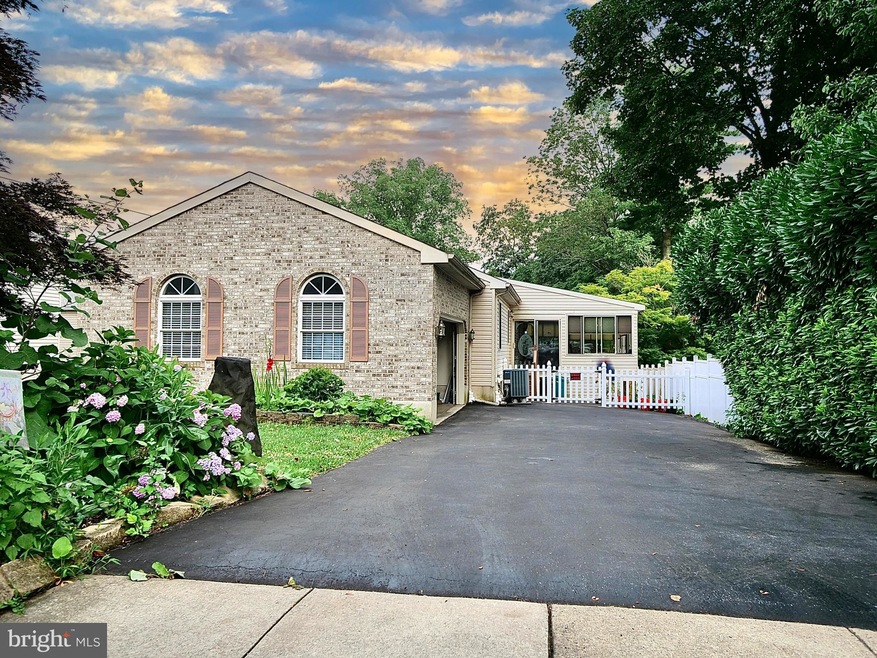 210 Overbrook Ave, Swarthmore, PA 19081 - photo 1