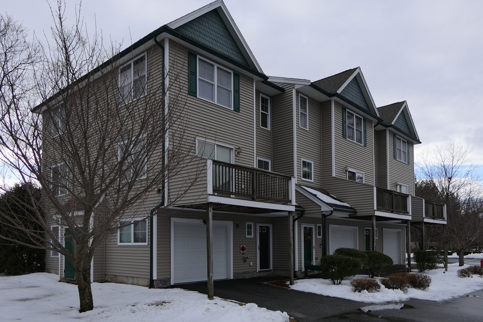 97 Sylvan St unit 4, Danvers, MA 01923 - photo 1