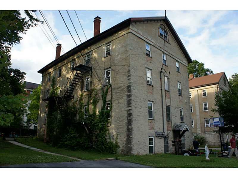 34 Whipple Ave unit 1 Front, Smithfield, RI 02917 - photo 1