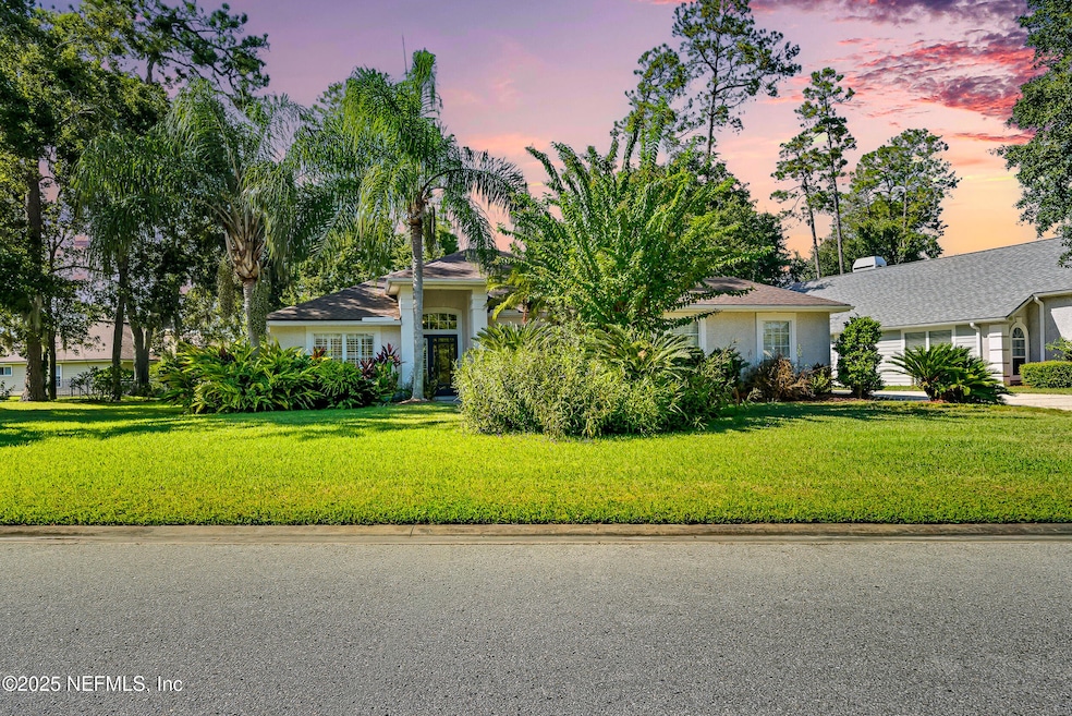1592 Lakeway Dr, Fleming Island, FL 32003 - photo 1
