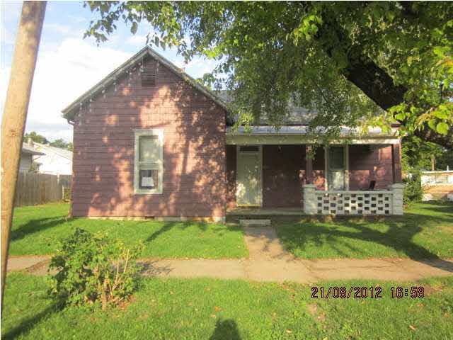 812 N Hart St, Princeton, IN 47670 - photo 1