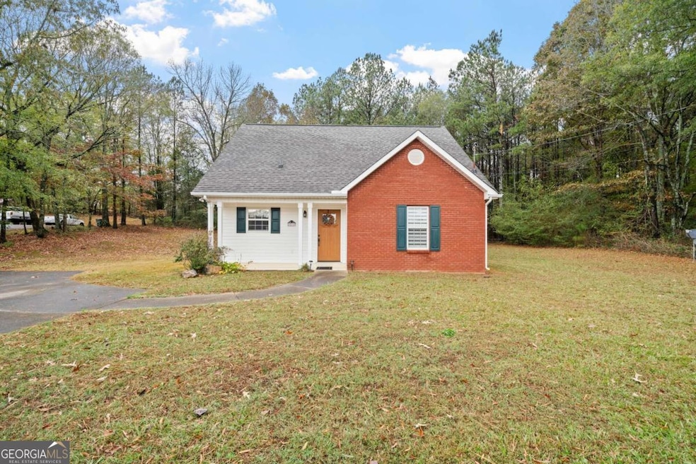 211 Tucker Hollow Rd SE, Calhoun, GA 30701 - photo 1