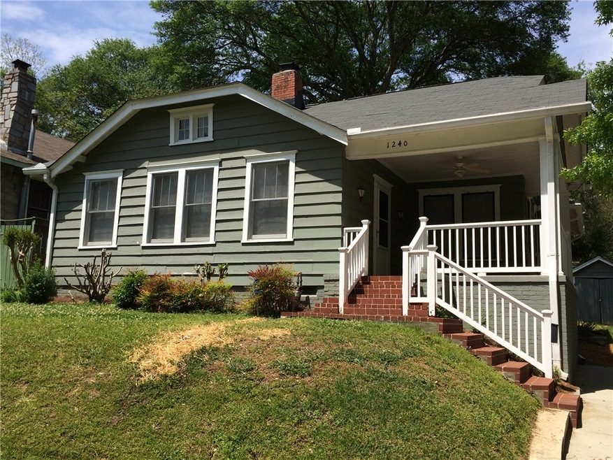 Candler Park bungalow!  Close to Little Five Point