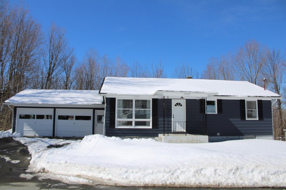 114 Louis St, Derby Line, VT 05830 - photo 1