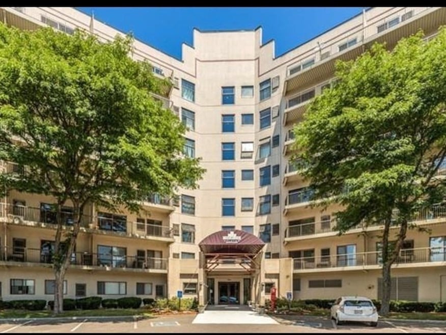 Edgewater Place Condominiums unit 320, Quincy, MA 02171 - photo 1