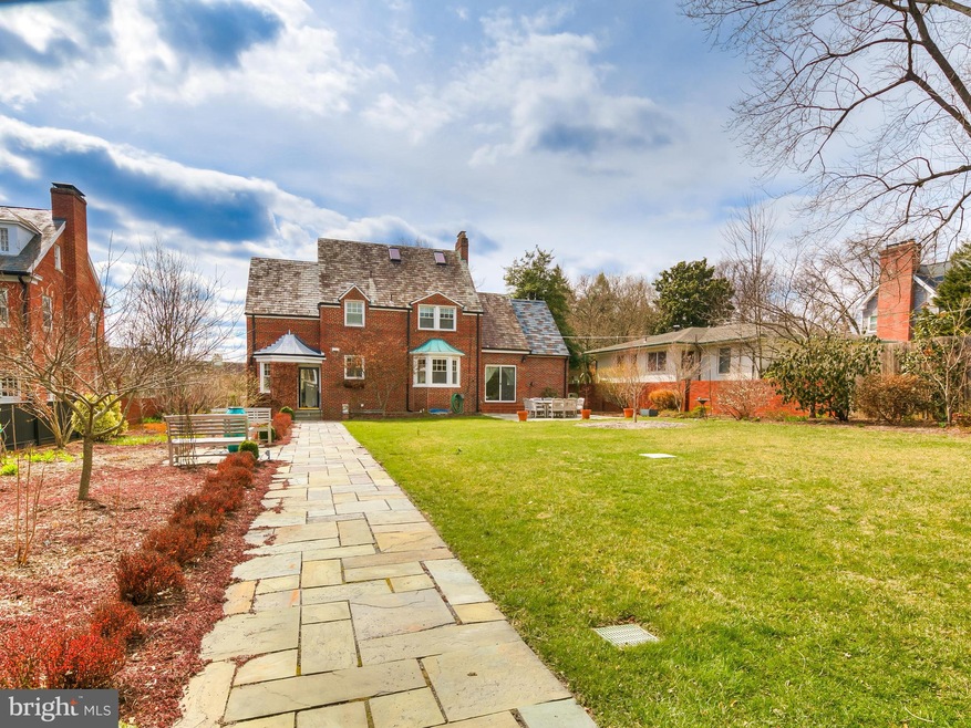 5107 Massachusetts Ave NW, Washington, DC 20016 - photo 1