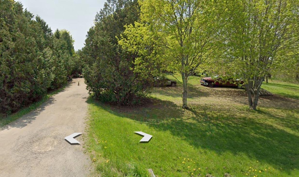 978 River Rd, Clinton, ME 04927 - photo 1