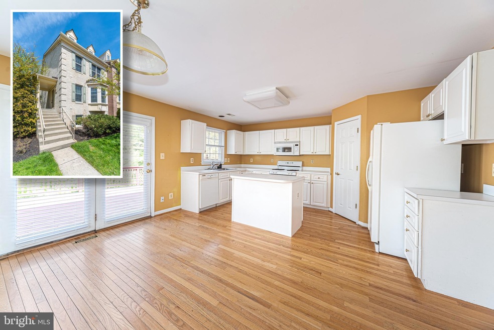 1044 Hidden Moss Dr, Cockeysville, MD 21030 - photo 1