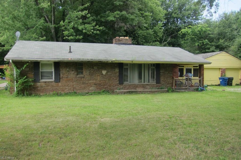 432 Abbe Rd, Sheffield Lake, OH 44054 - photo 1