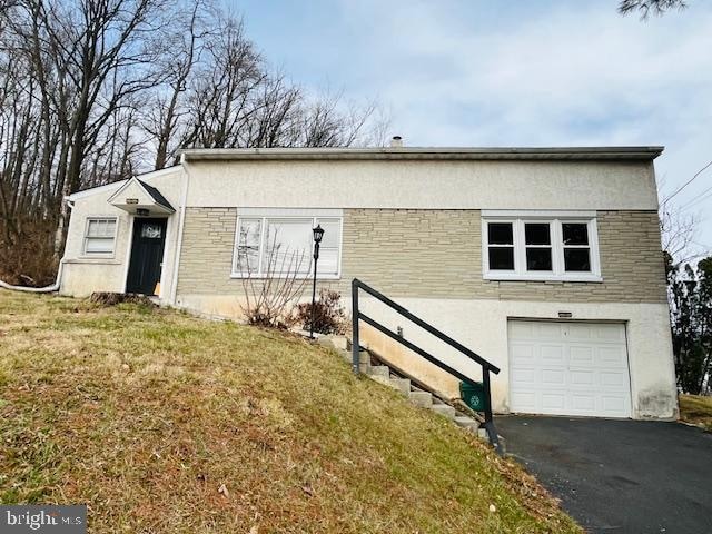 1063 N Reading Ave, Boyertown, PA 19512 - photo 1