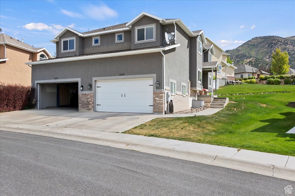 Under Contract $400,000