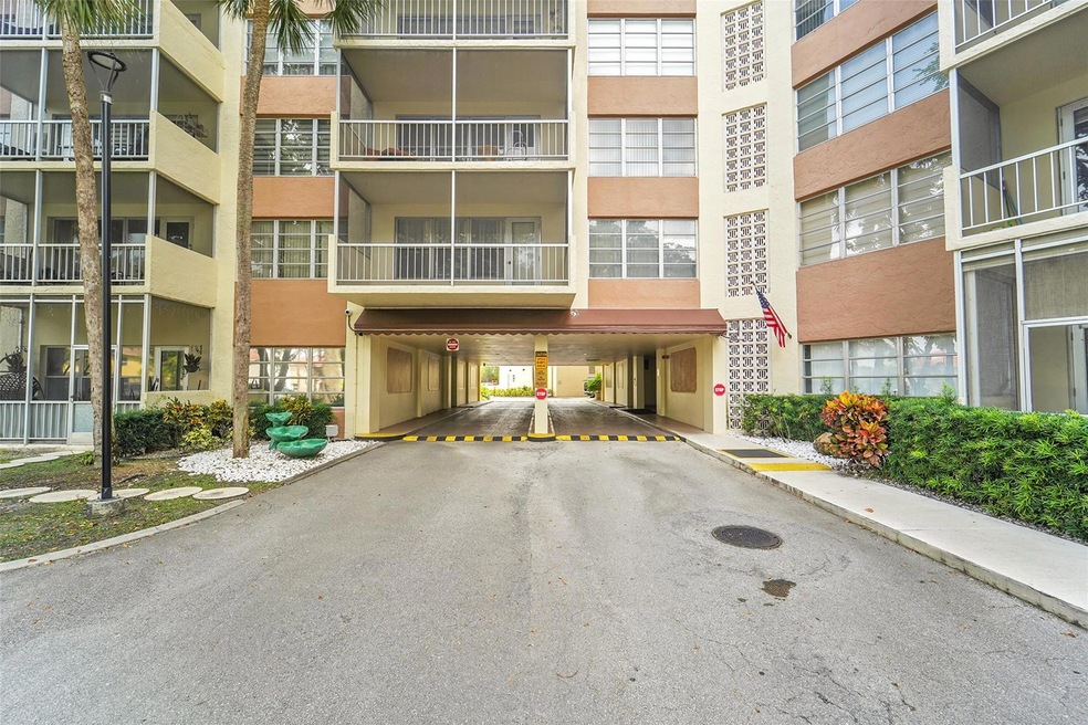 Country Club Tower unit 805, Coral Springs, FL 33065 - photo 1
