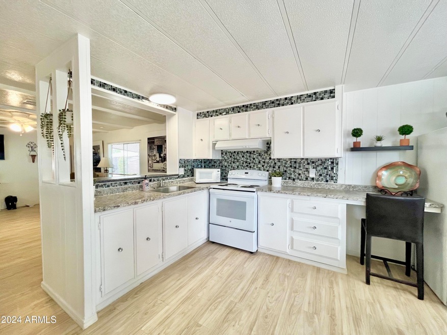 337 kitchen