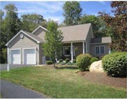 11 Greatwoods Ln, Rockland, MA 02370 - photo 1