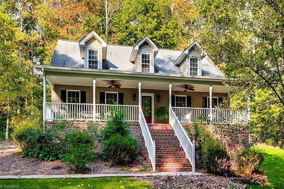 1848 Yesteroaks Ct, Asheboro, NC 27205 - photo 1