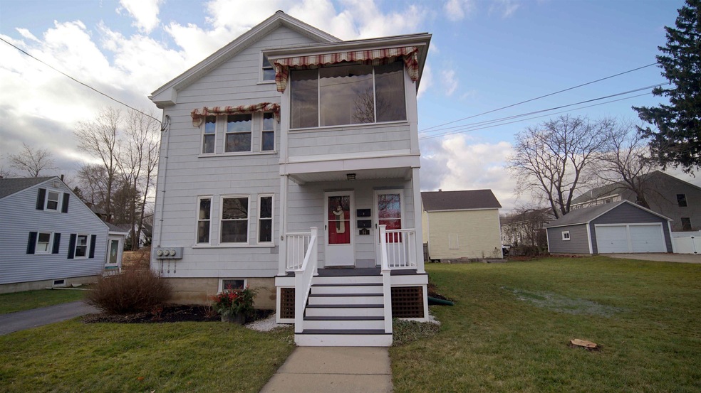 94 Grove St unit 2, Dover, NH 03820 - photo 1