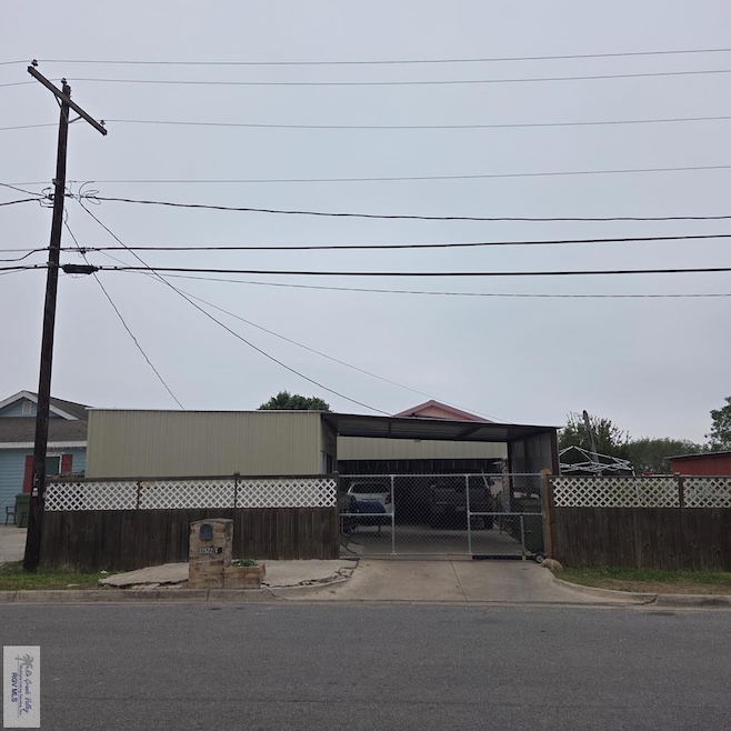 32522 Olive Dr, San Benito, TX 78586 - photo 1