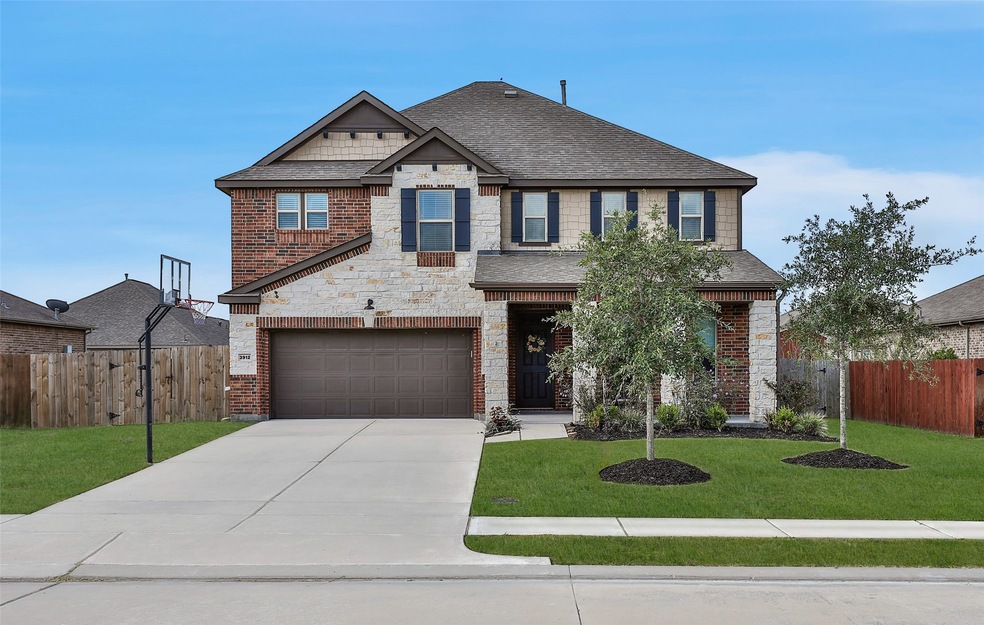 3912 Anzac Dr, Pearland, TX 77584 - photo 1